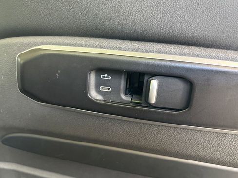 Used 2025 BMW X7 xDrive40i image 47