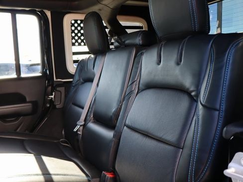 Used 2022 Jeep Wrangler Unlimited Rubicon 4xe w/ Steel Bumper Group image 13