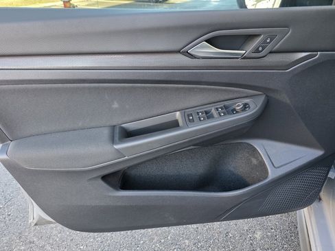 Used 2022 Volkswagen GTI SE image 17