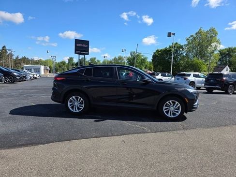 Used 2026 Buick Envista Preferred FWD image 2