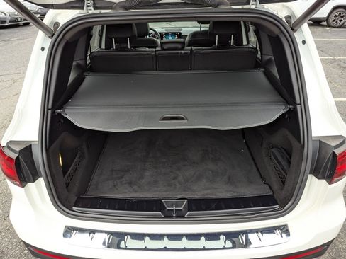 Used 2021 Mercedes-Benz GLB 250 4MATIC image 48