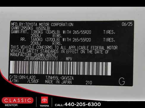 Certified 2025 Toyota 4Runner Limited AWD/4WD image 24