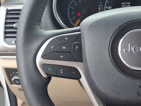 Used 2018 Jeep Grand Cherokee Limited image 18