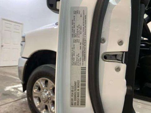 Used 2025 RAM 2500 Big Horn image 90