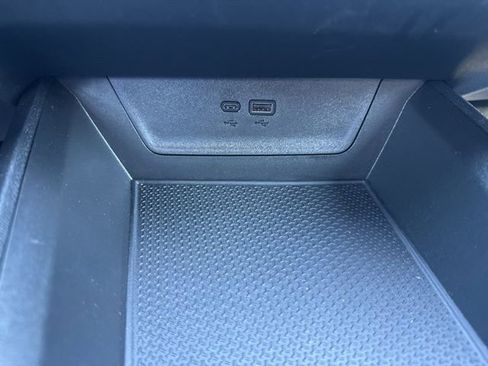 Used 2025 Chevrolet Equinox LT AWD/4WD image 29