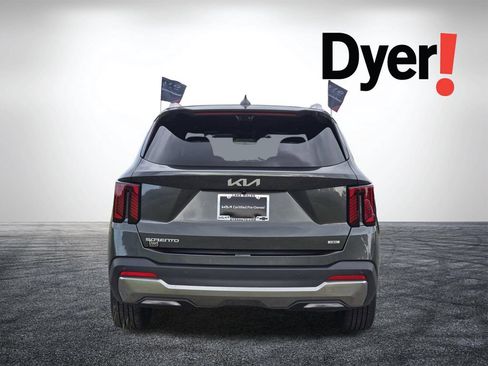 Certified 2025 Kia Sorento SX Prestige AWD/4WD image 7
