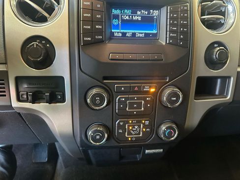 Used 2014 Ford F150 XLT w/ Equipment Group 302A Luxury AWD/4WD image 17