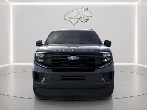 New 2026 Ford Expedition Max Active image 8