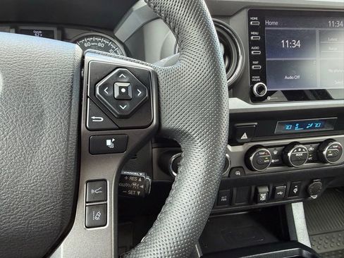 Used 2021 Toyota Tacoma TRD Off-Road AWD/4WD image 23