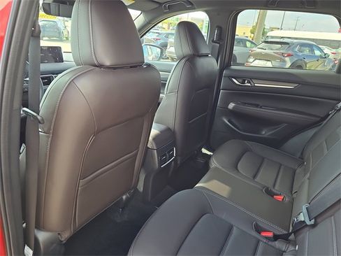 New 2025 MAZDA CX-5 Signature image 25