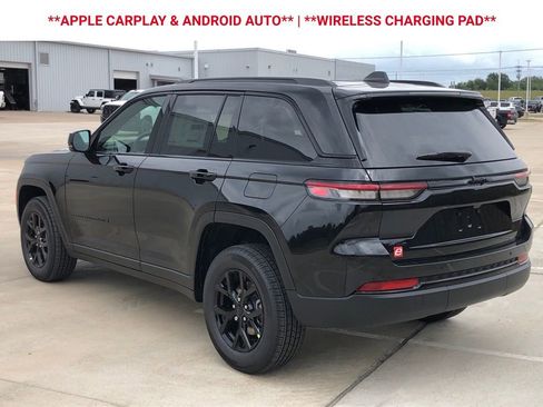 New 2025 Jeep Grand Cherokee Altitude image 6