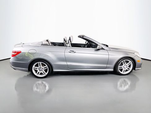 Used 2011 Mercedes-Benz E 550 Cabriolet image 42