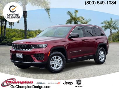 Used 2023 Jeep Grand Cherokee Laredo