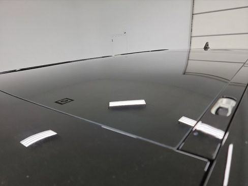 Used 2023 Rivian R1S Adventure AWD/4WD image 13
