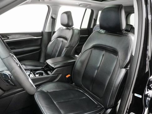 Certified 2022 Jeep Grand Cherokee Limited 4xe image 12