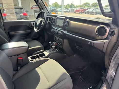 Used 2020 Jeep Gladiator Sport w/ Quick Order Package 24S AWD/4WD image 26