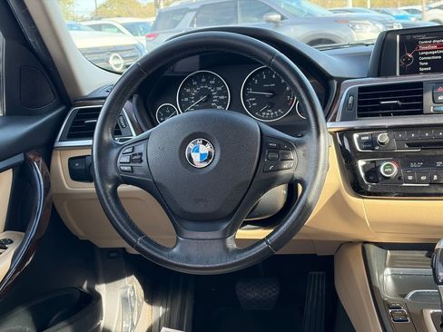 Used 2017 BMW 320i Sedan image 25