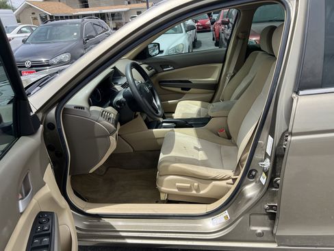 Used 2009 Honda Accord LX-P image 12