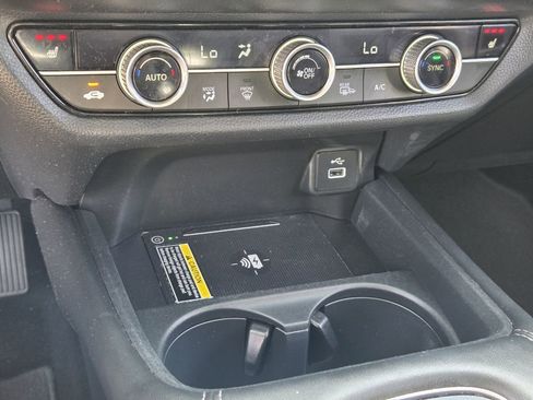 Used 2024 Honda HR-V EX-L image 18