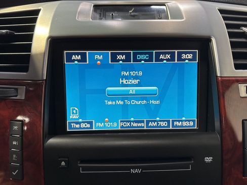 Used 2007 Cadillac Escalade AWD w/ Information Package image 16