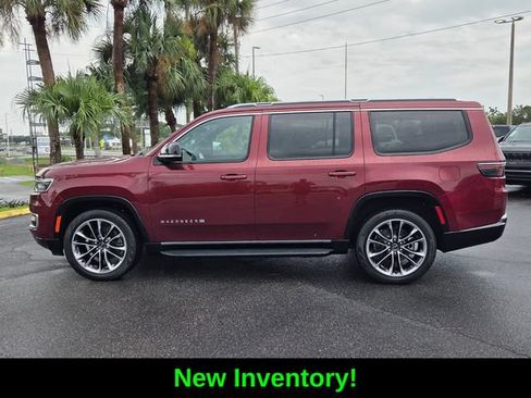 Certified 2024 Jeep Wagoneer Series II w/ Premium Group I AWD/4WD image 4