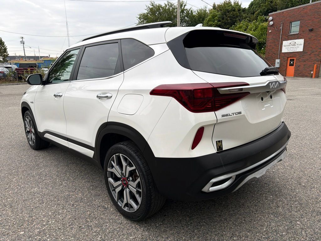 Certified 2023 Kia Seltos SX AWD/4WD image 4