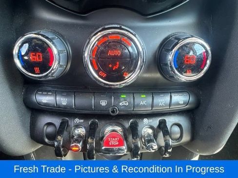 Used 2019 MINI Cooper 2-Door Hardtop FWD image 17