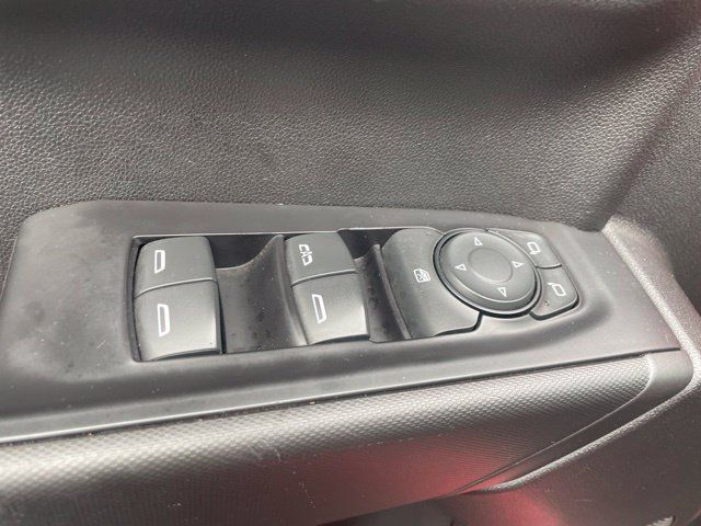 Used 2019 Chevrolet Silverado 1500 Custom w/ Custom Convenience Package AWD/4WD image 10
