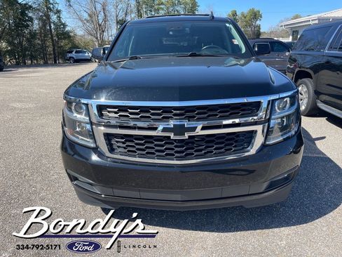 Used 2020 Chevrolet Tahoe LT w/ Luxury Package image 3