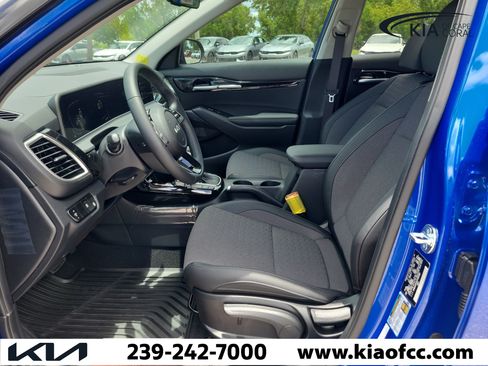 New 2026 Kia Seltos S FWD image 19