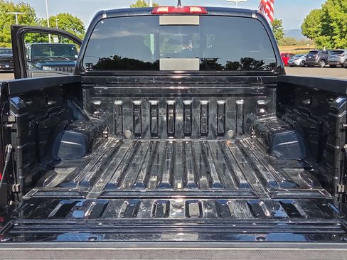 Used 2023 Nissan Frontier PRO-4X w/ Tow Package AWD/4WD image 27