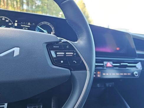 Used 2023 Kia EV6 Wind w/ Wind Technology Package image 31