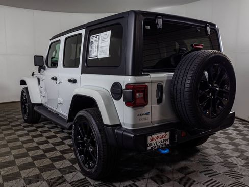 Used 2023 Jeep Wrangler Unlimited Sahara w/ Cold Weather Group AWD/4WD image 20