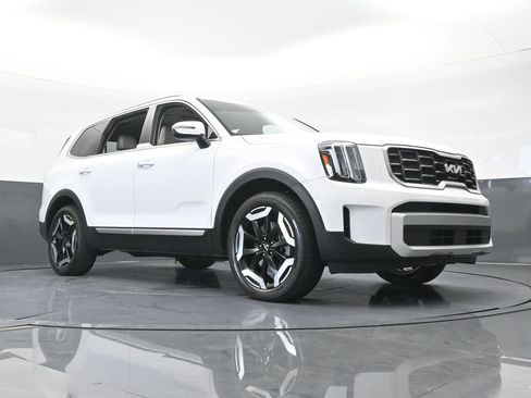 Used 2024 Kia Telluride S w/ S Sunroof Package FWD image 62