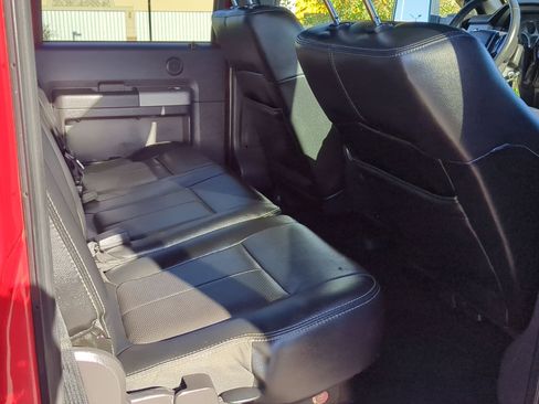 Used 2015 Ford F250 Lariat w/ Lariat Ultimate Package image 30