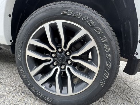 Used 2026 RAM 1500 Limited AWD/4WD image 25