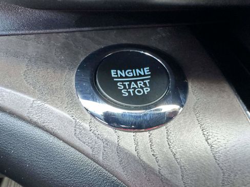 Used 2023 Ford Explorer Platinum w/ Technology Package image 22