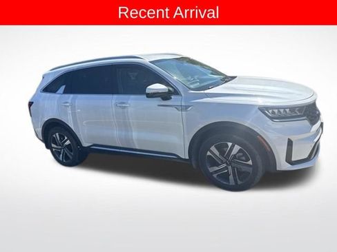Used 2023 Kia Sorento EX image 1