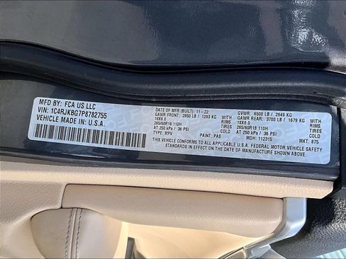 Used 2023 Jeep Grand Cherokee L Limited w/ Trailer Tow Group (B) image 36