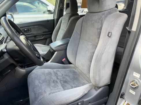 Used 2004 Honda Pilot EX image 14