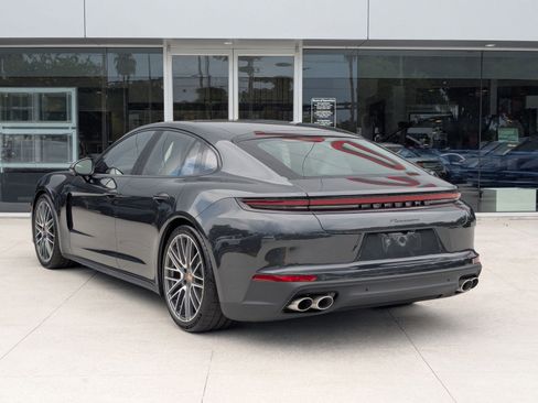 New 2025 Porsche Panamera image 3