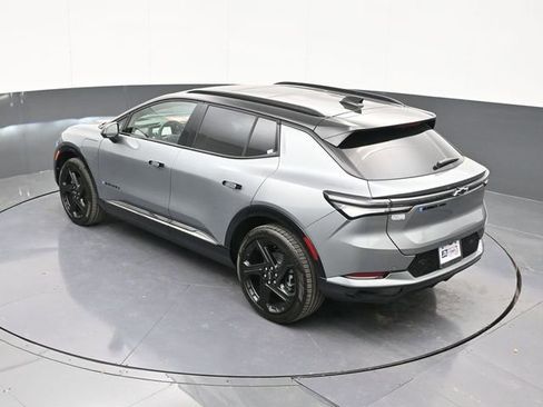 New 2026 Chevrolet Equinox EV RS image 53