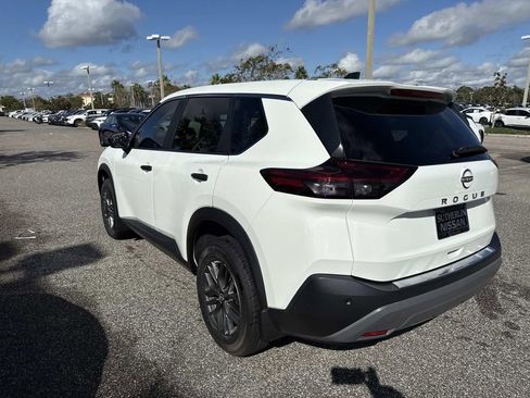 Certified 2023 Nissan Rogue S image 6