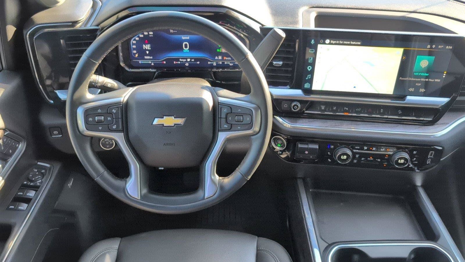 Used 2025 Chevrolet Silverado 2500 LTZ w/ LTZ Convenience Package AWD/4WD image 33