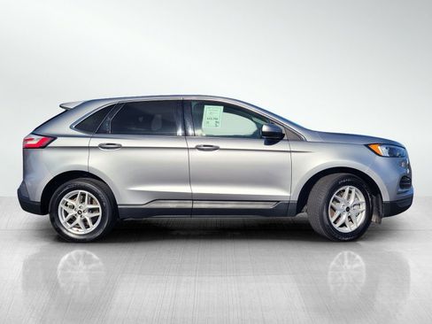 Used 2024 Ford Edge SEL image 4