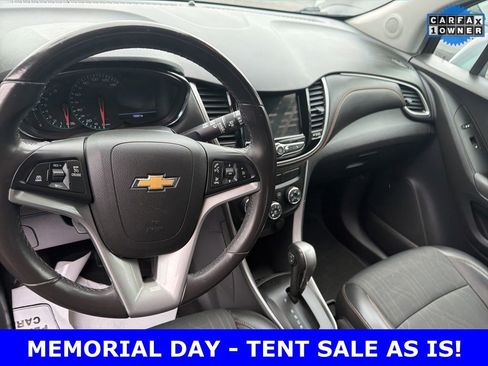 Used 2019 Chevrolet Trax LT w/ LT Convenience Package FWD image 8