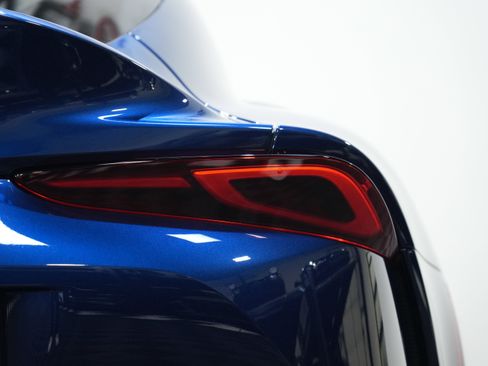 Used 2020 Toyota Supra Premium w/ Driver Assist Package image 16