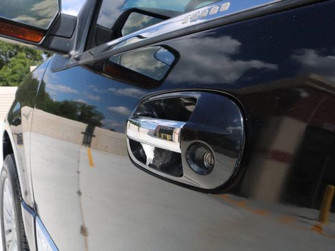 Used 2014 Lincoln Navigator 2WD image 76