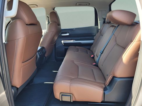 Certified 2019 Toyota Tundra SR5 image 16