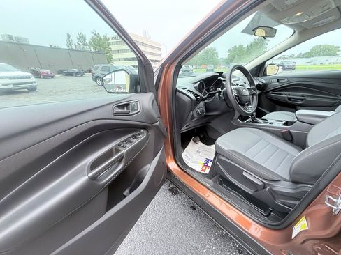 Used 2017 Ford Escape S FWD image 9